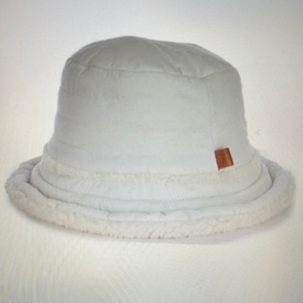 UGG Quilted/Fluff Reversible Bucket Hat